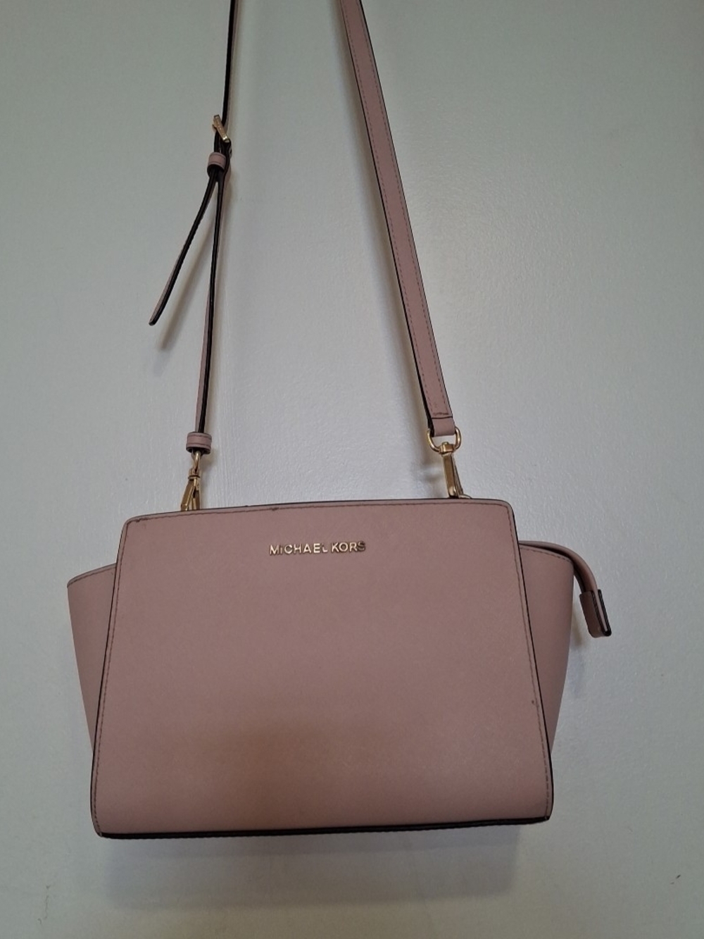 Michael Kors Selma Messenger Crossbody Bag Medium - Light Pink
